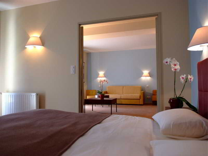 Clarion Suites Corneille Luchon Bagnères-de-Luchon Pokoj fotografie